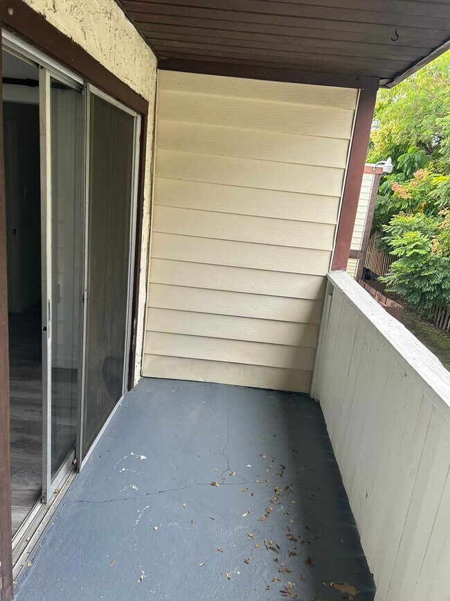 Building Photo - 3980 Crayrich Cir