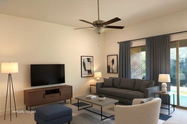 Building Photo - 1224 Villalonga Dr