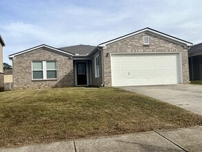 Building Photo - 202 Sagebrook Dr