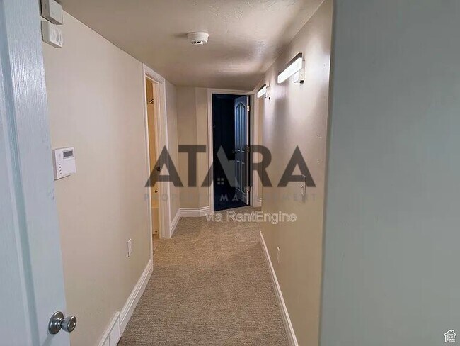 Building Photo - 941 Fremont Rd