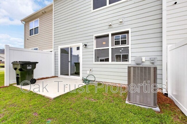 Building Photo - 502 Townsford Ln