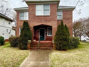 Building Photo - HUNTINGTON 5115B