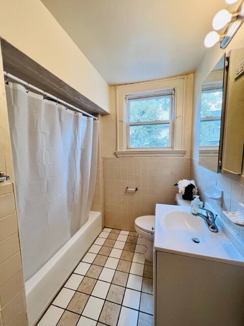 Building Photo - 31 Addison Ave