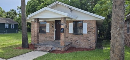 Building Photo - 1338 Weare St