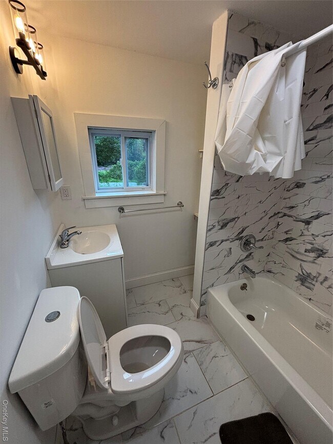 Building Photo - 5886 NY-82