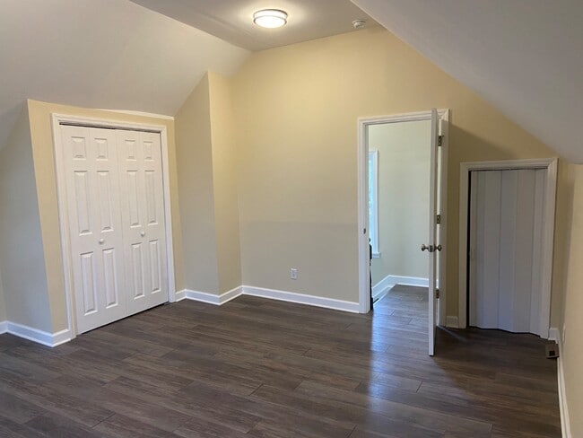 Building Photo - 903 Cattell Rd