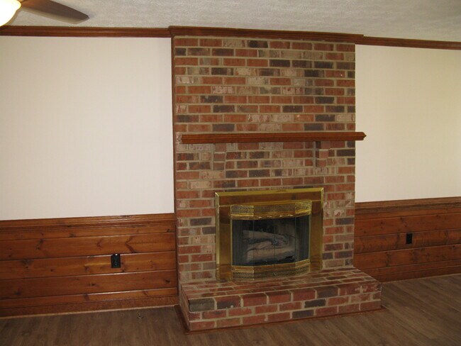 Building Photo - 7163 Plum Grove Ct