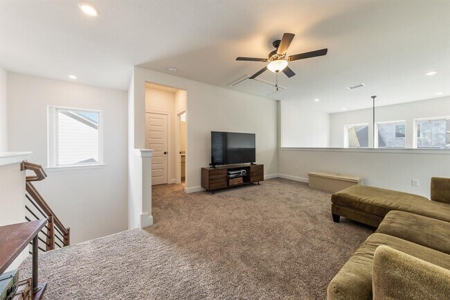 Building Photo - 2812 Sebring Cir