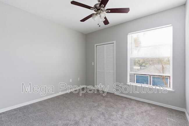 Building Photo - 5507 Legacy Crescent Pl