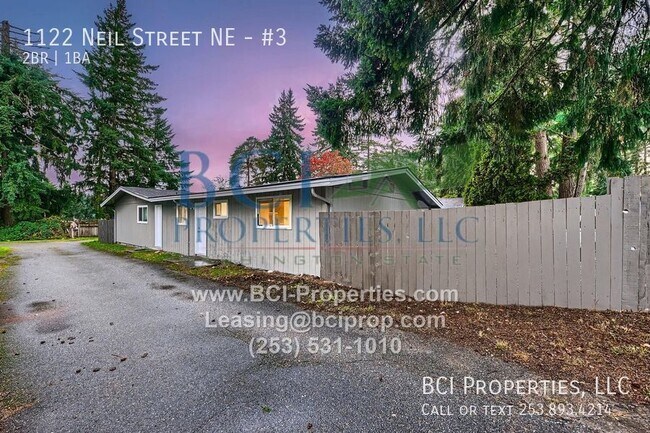 Building Photo - 1122 Neil St NE