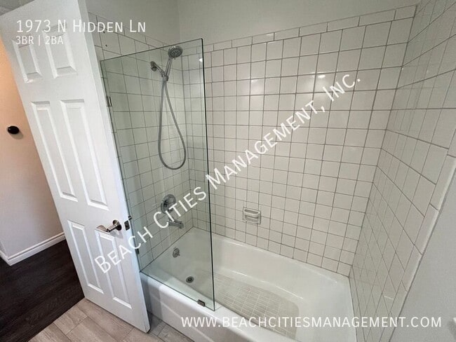 Building Photo - 1973 N Hidden Ln