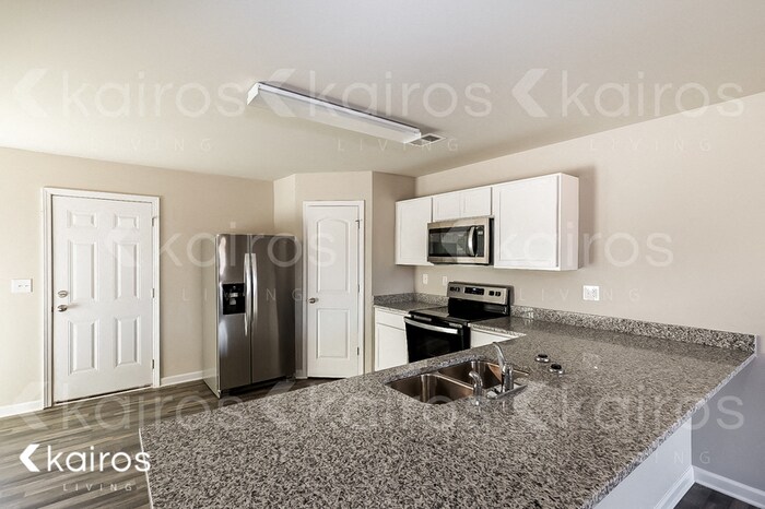 Building Photo - 801 Dove Tree Ln