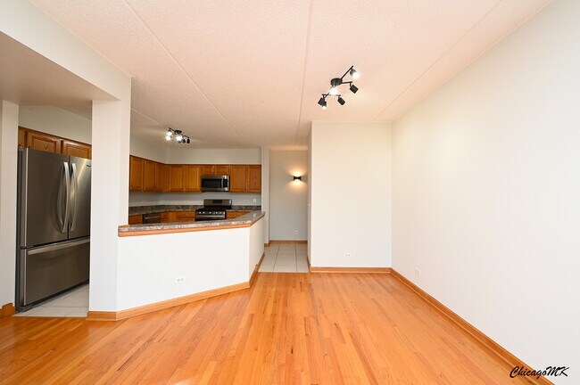 Building Photo - 2919 N Harlem Ave