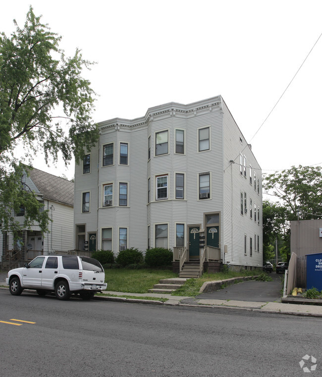 Primary Photo - 1510-1516 Van Vranken Ave