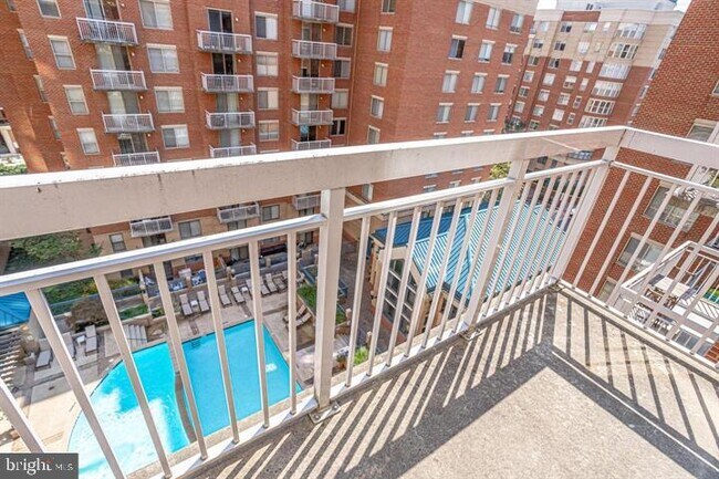 Building Photo - 3835 9th St N