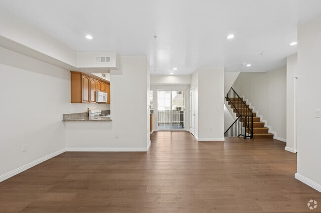 Interior Photo - Sandra Manor Management Group