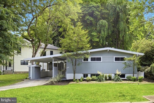 Building Photo - 6614 Melody Ln