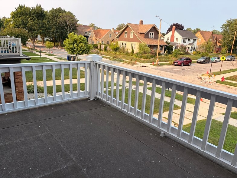 Front Porch - 2226 N 6th St