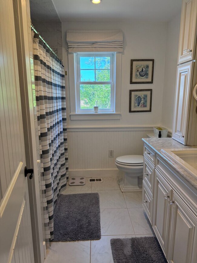 Building Photo - Long term rental in Nags Head