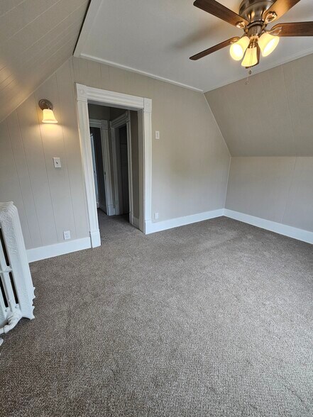 Bedroom #1 - 919 Arcadian Ave