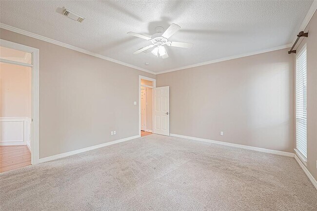 Building Photo - 13135 Finch Brook Dr