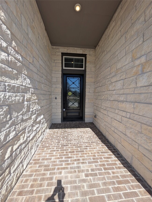 Building Photo - 13826 Arroyo Grande Dr