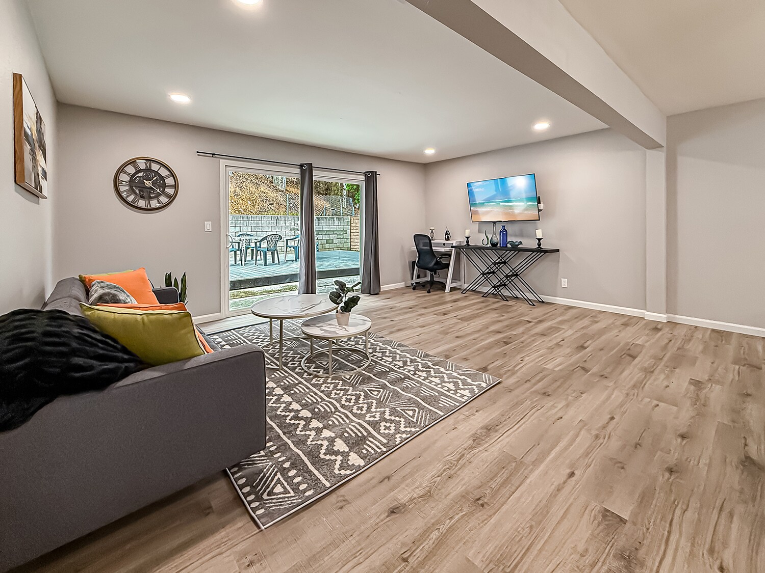 Building Photo - 717 Watson Ave