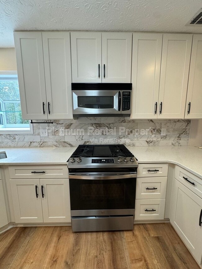 Building Photo - 1444 Glenfield Dr