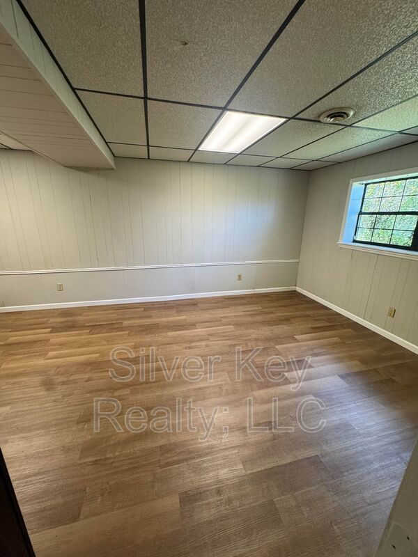 Building Photo - 123 Co Rd 622