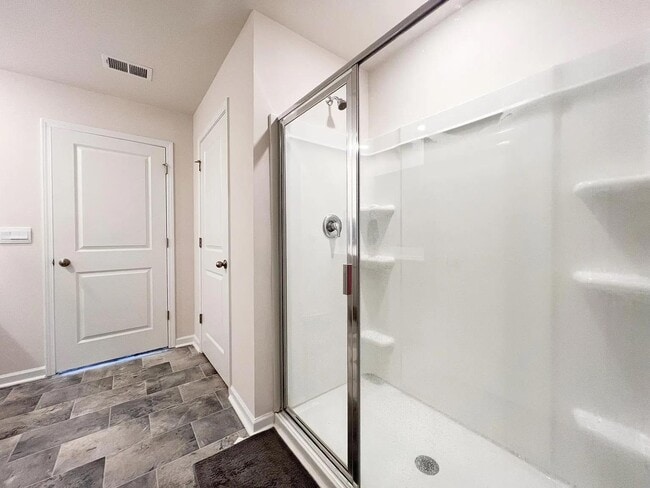Building Photo - 125 Lily Pond Pl