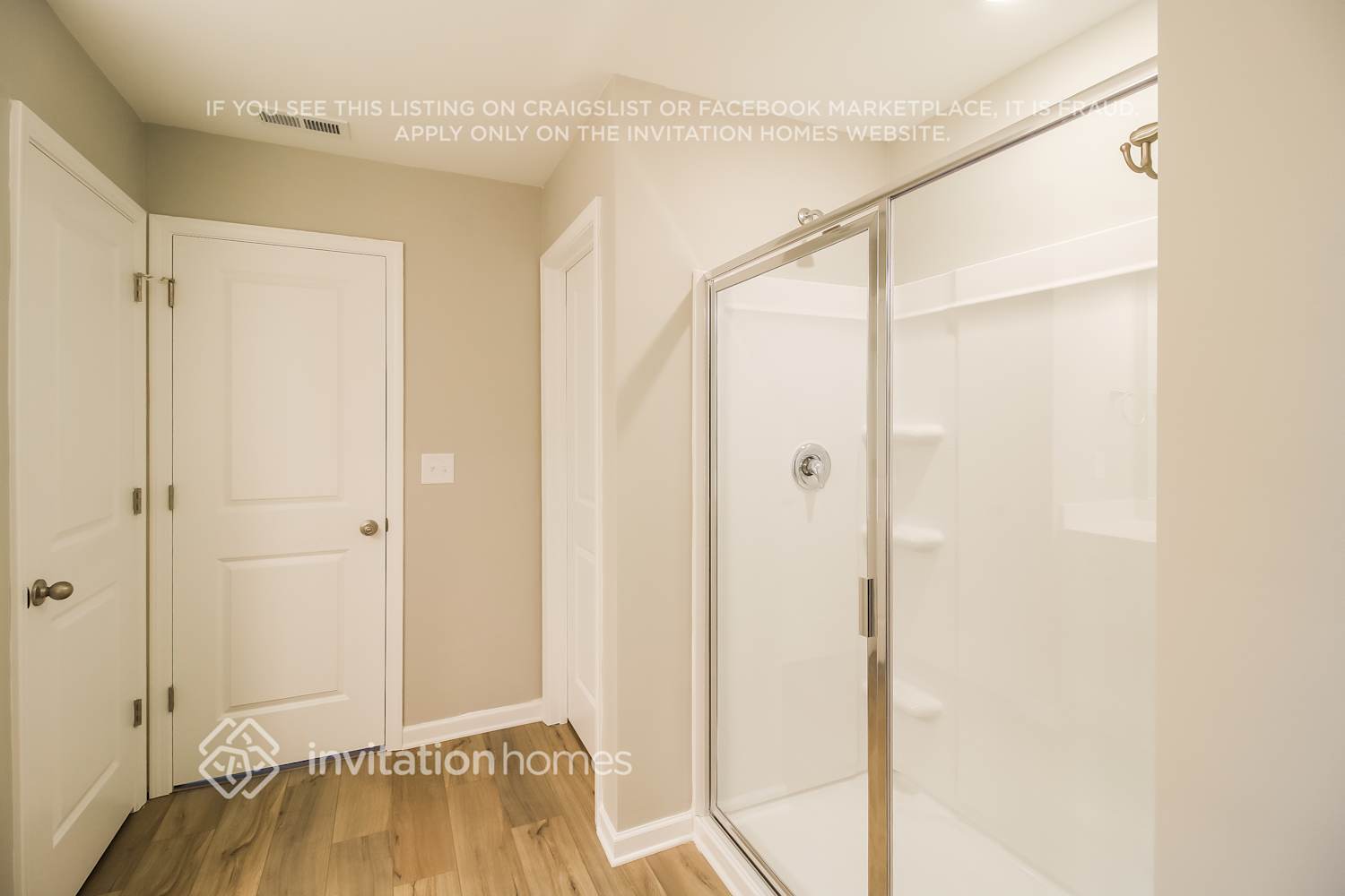 Building Photo - 2097 Boxwood Cir