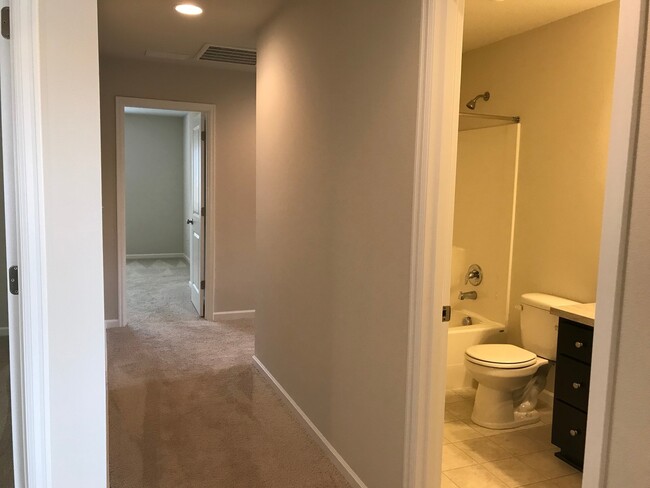 Building Photo - BRAND NEW HOME! Within 5 Minutes of Three ...