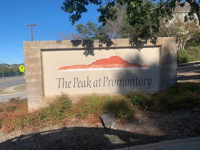 Building Photo - *MOVE IN SPECIAL* Gorgeous Four Bedroom home w/ Community POOL!!