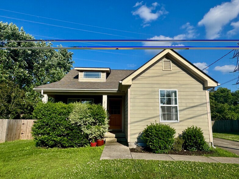 Building Photo - 816 Crescent Hill Rd