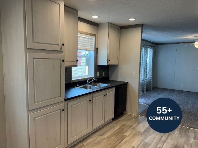 Primary Photo - 1133 Yeomans St