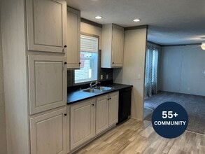 Building Photo - 1133 Yeomans St