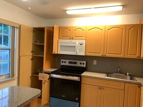 Building Photo - 5453 NW 169th Terrace