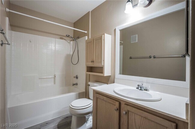 Building Photo - 3101 Casey Dr