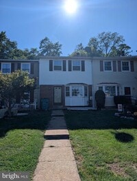 Building Photo - 215 Queen Annes Ct