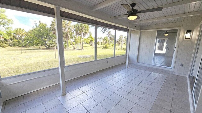 Building Photo - 284 Rotonda Blvd W