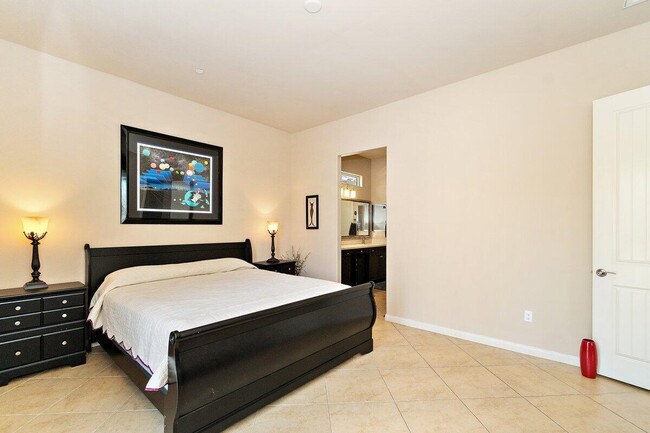 Building Photo - 81506 Avenida Viesca