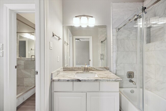 Building Photo - 5826 Santa Fe Springs Dr