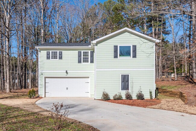 Building Photo - 27 W Ridge Dr SE