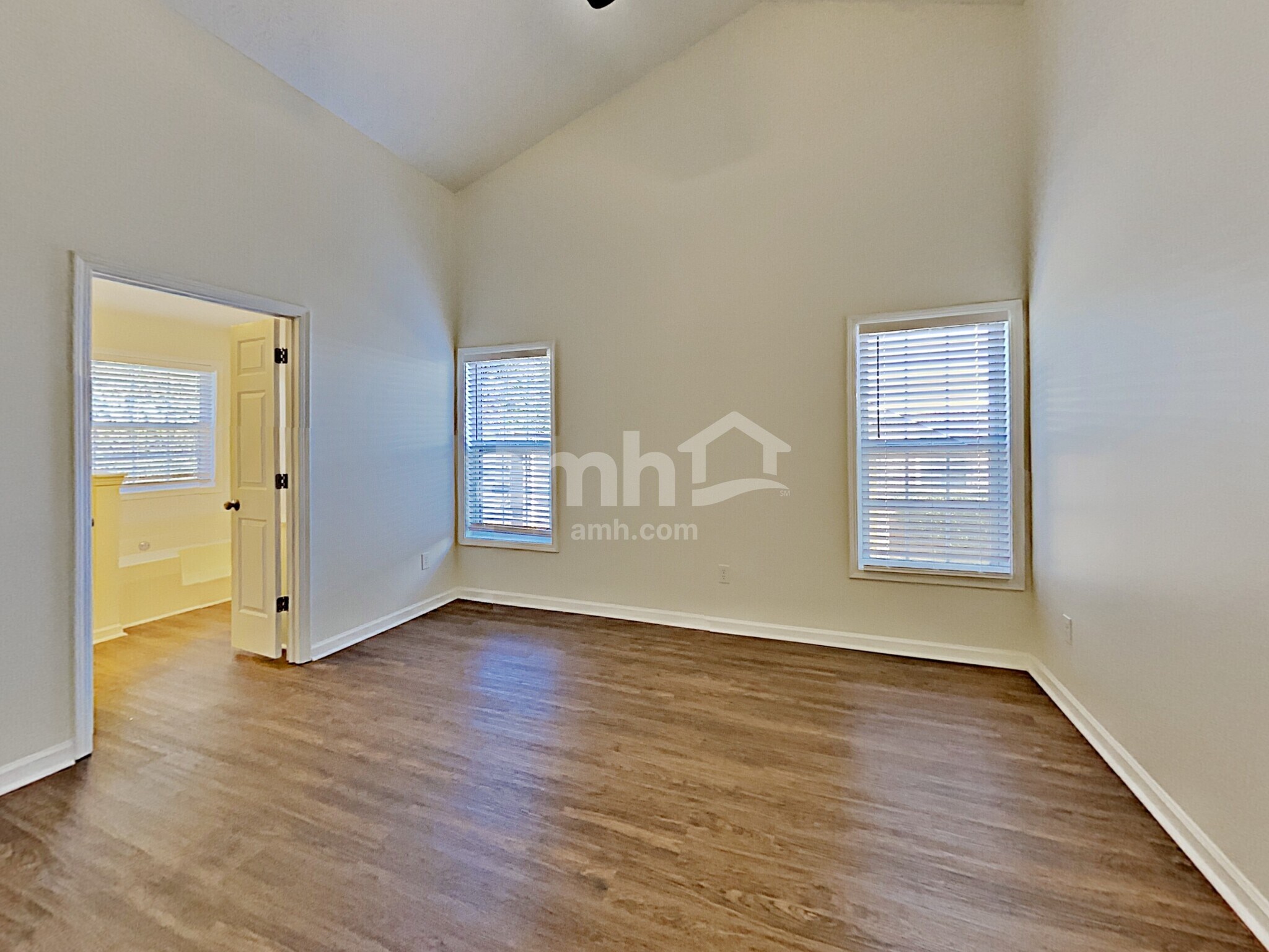 Building Photo - 18 Ludwick Ln