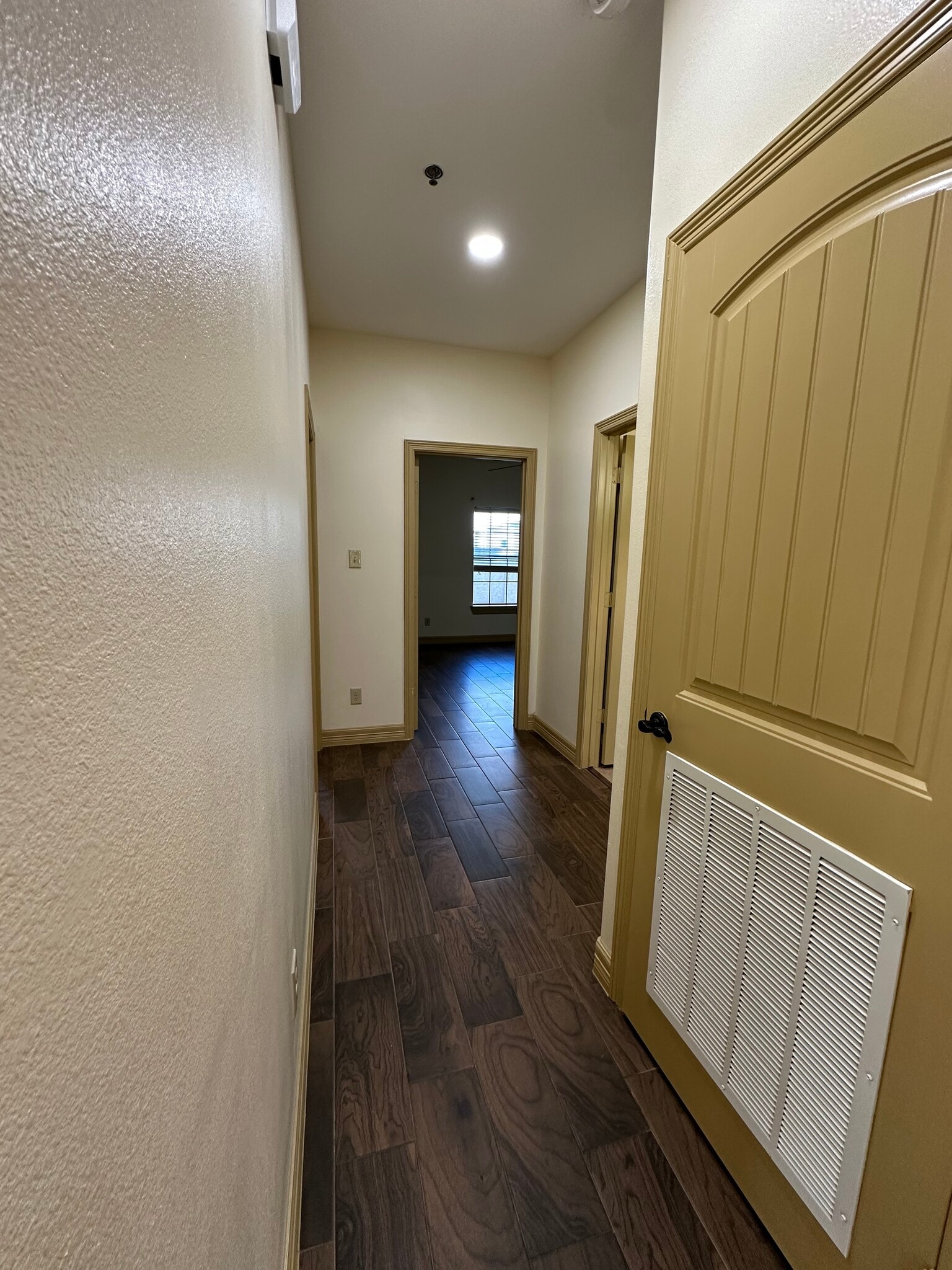 Building Photo - 8216 Casa Verde Rd