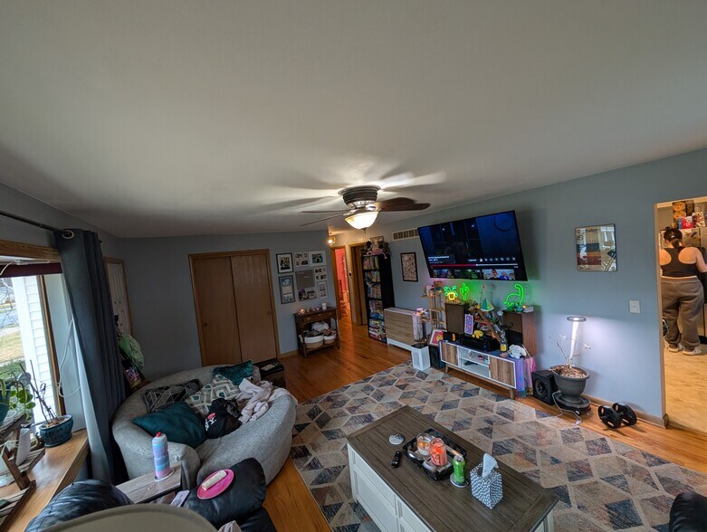 Building Photo - 4521 Jade Ln