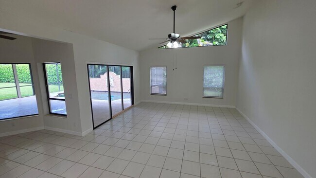 Building Photo - 6118 Creekside Trail
