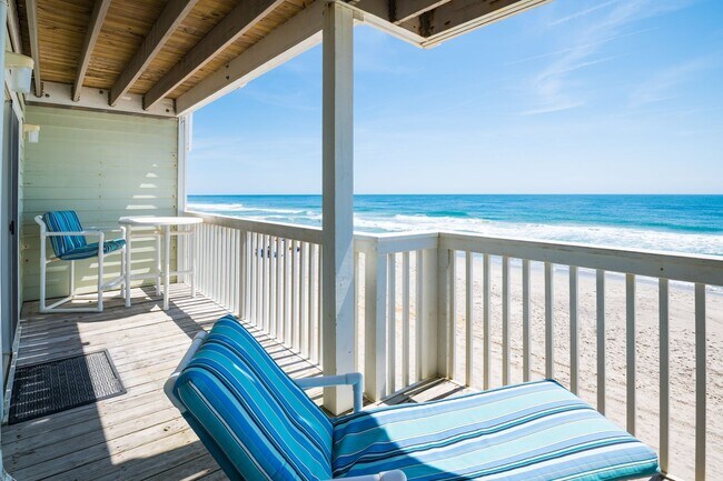 Building Photo - PERFECT "WORK FROM HOME" LOCATION