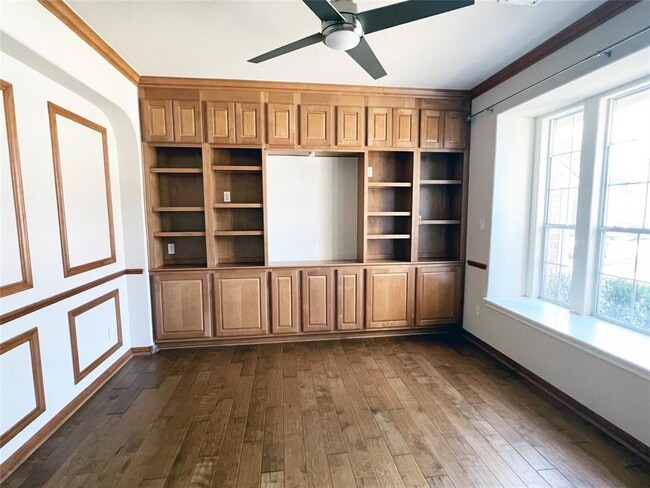 Building Photo - 2443 Salorn Way