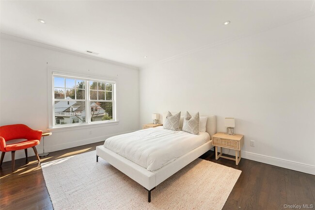 Building Photo - 20 Brookline Rd